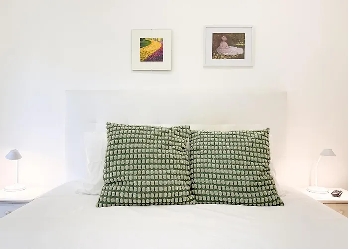 Artistic 2-bedroom With Courtyard Lissabon